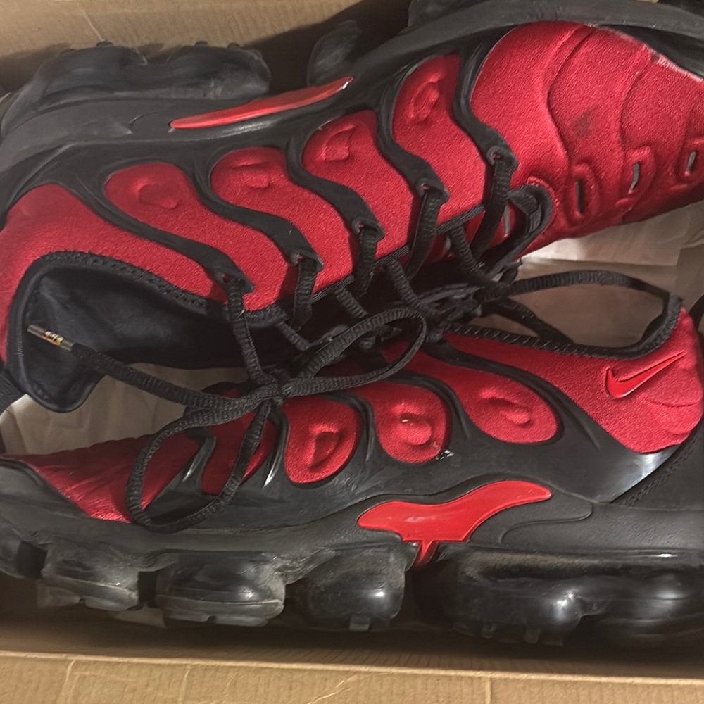 Nike Air VaporMax Plus Red and Black Sneakers
